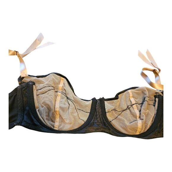 CACIQUE Delicate Lace with Cutouts Unlined Demi Bra - Size 36DDD - Picture 4 of 11
